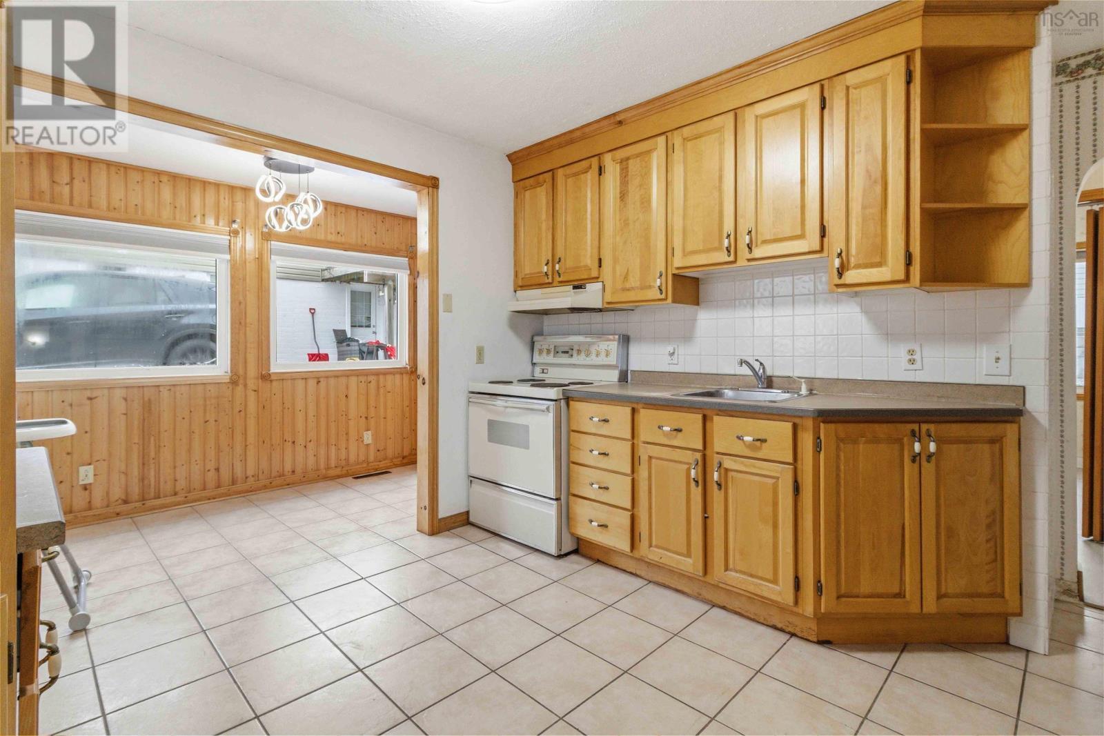 Property 29 of 40 of 24 Auburn Avenue