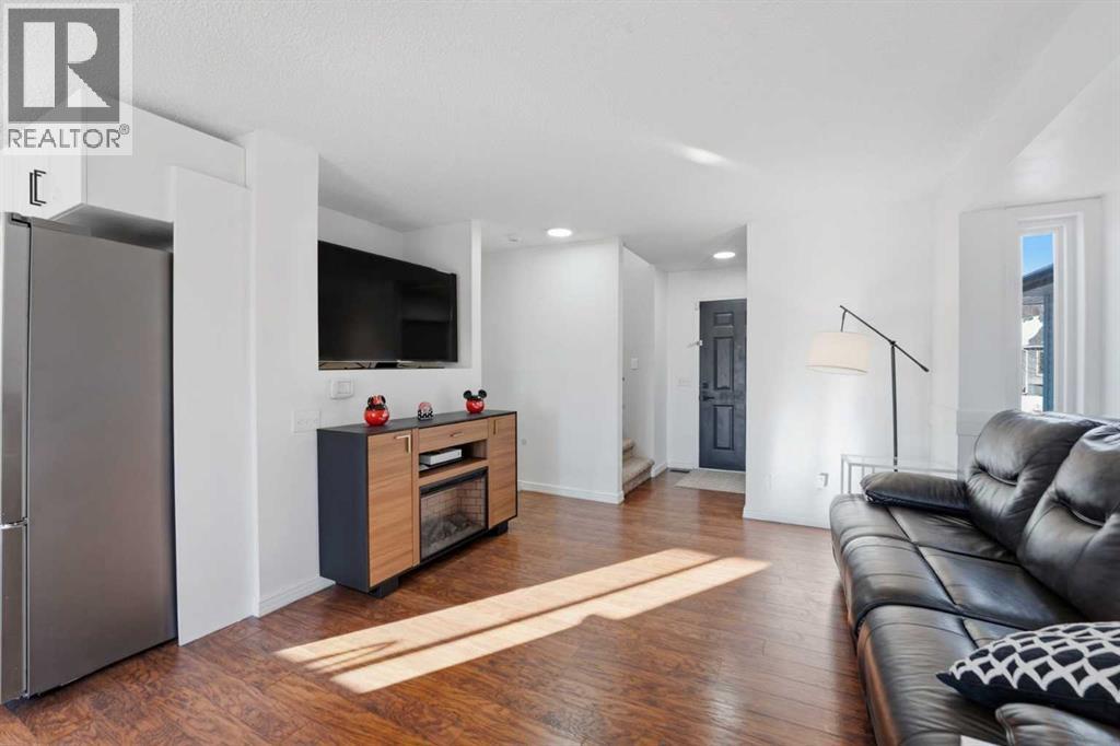 Single Family House for Sale in  Harvest Glen Way NE Harvest Hills Calgary 