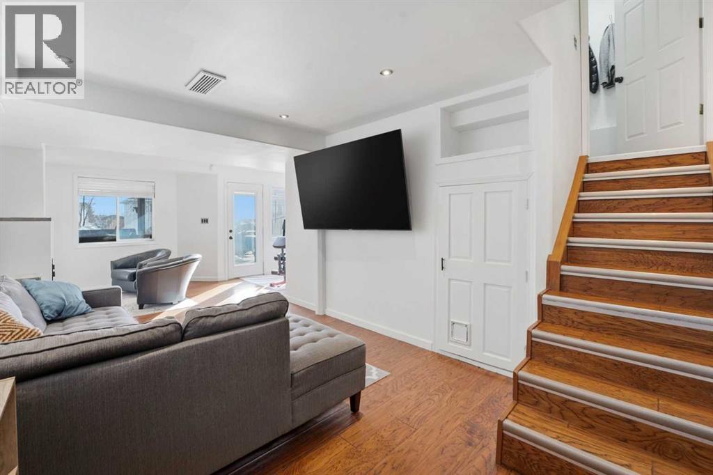 Single Family House for Sale in  Harvest Glen Way NE Harvest Hills Calgary 