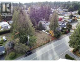 172 Fern Rd W, Qualicum Beach, BC V9K1S4 Photo 8