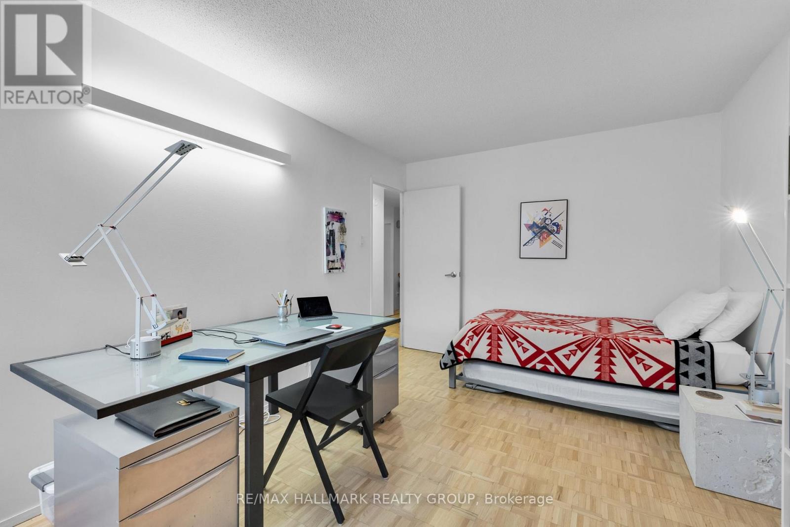 #203 40 ARTHUR STREET - 30