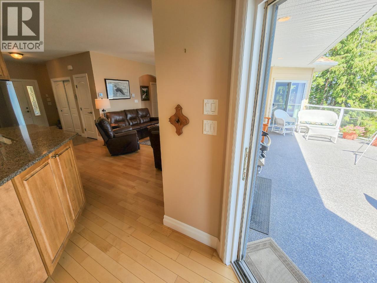 924 QUEENS Road, Balfour