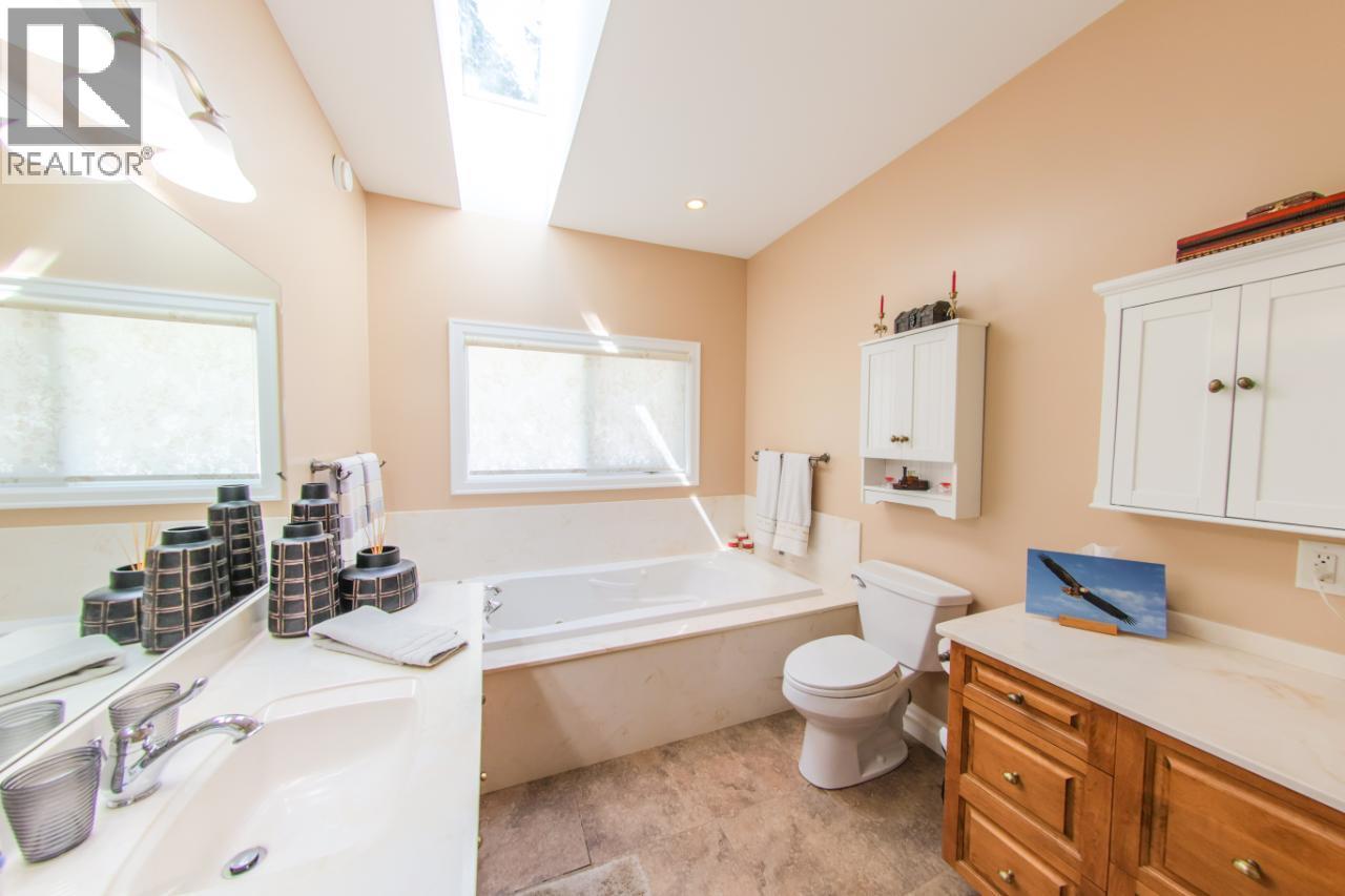 924 QUEENS Road, Balfour