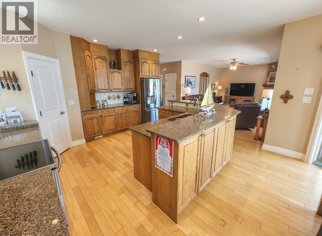 924 QUEENS Road, Balfour