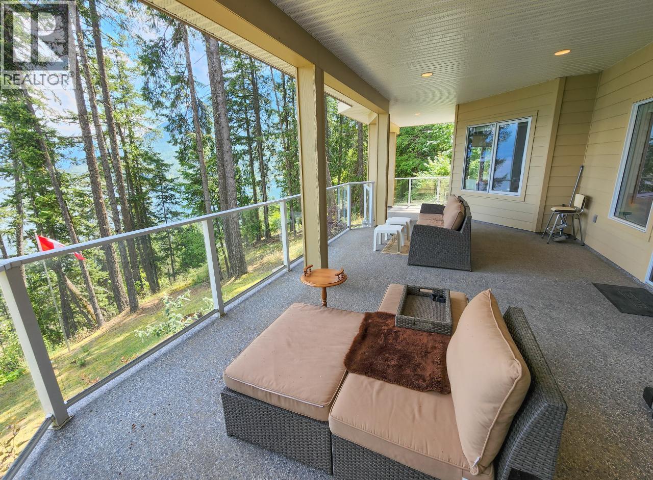 924 QUEENS Road, Balfour