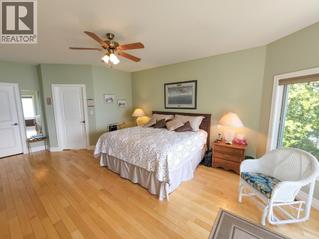 924 QUEENS Road, Balfour