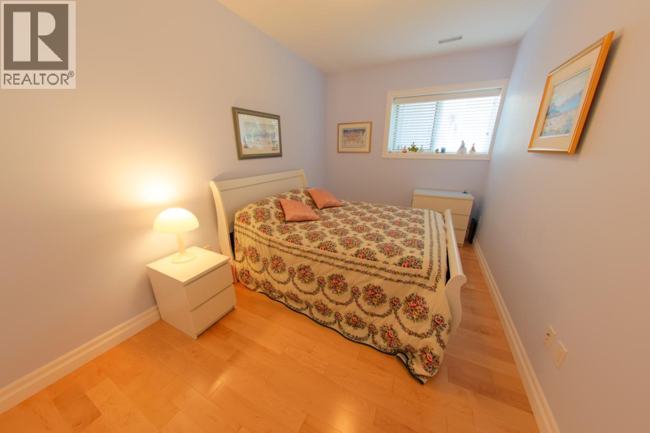 924 QUEENS Road, Balfour