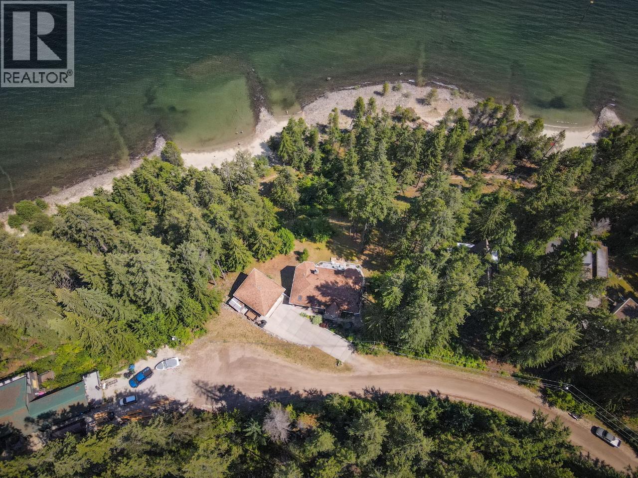 924 QUEENS Road, Balfour