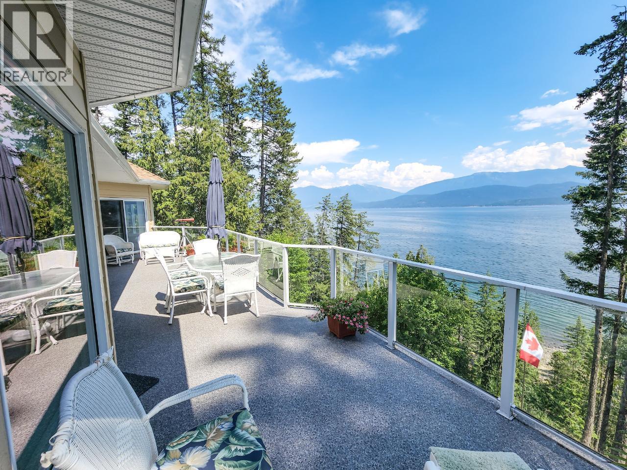 924 QUEENS Road, Balfour