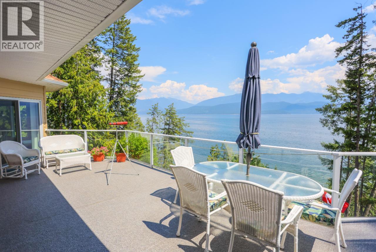 924 QUEENS Road, Balfour