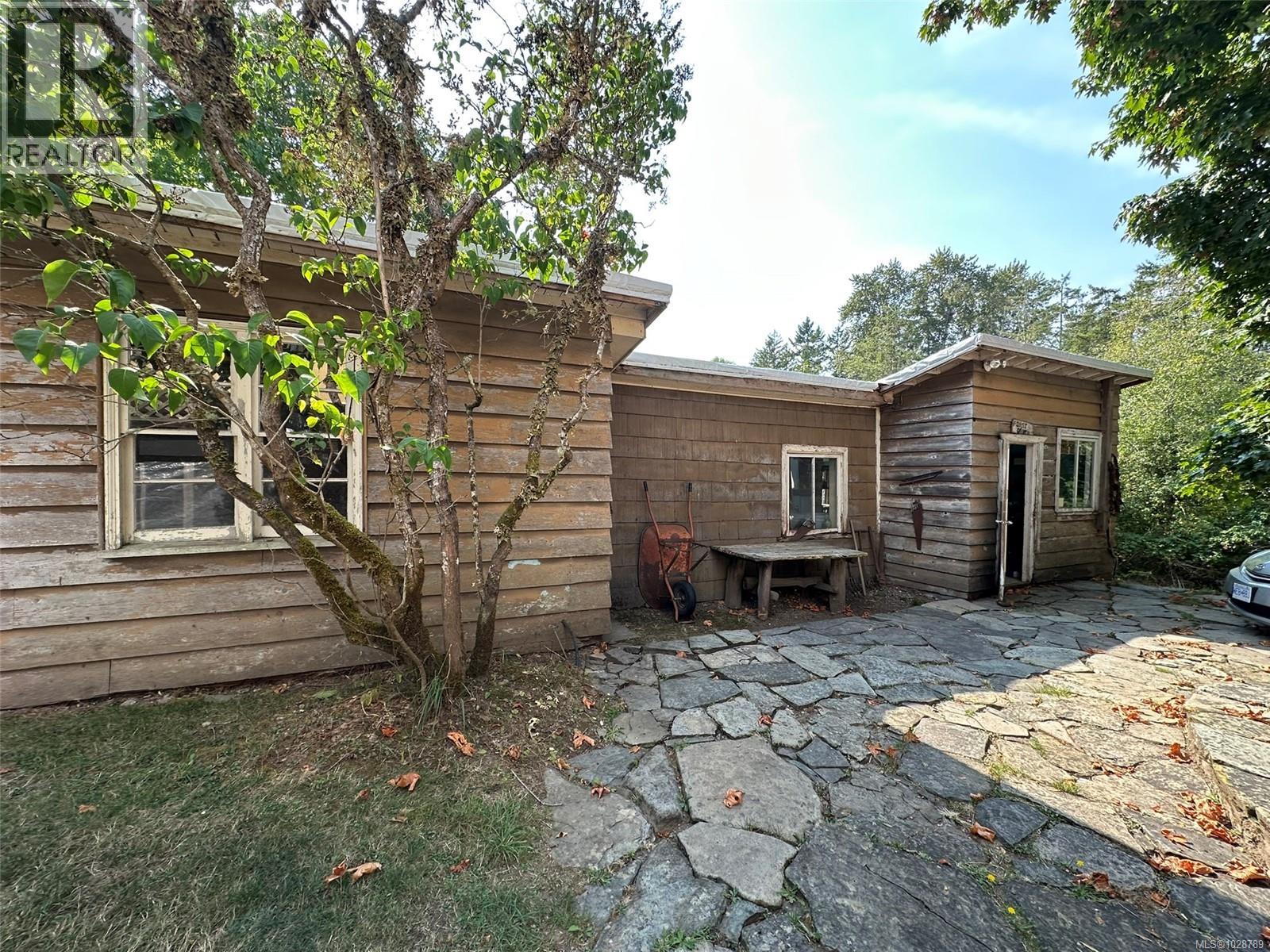 1520 North Beach Rd, Salt Spring