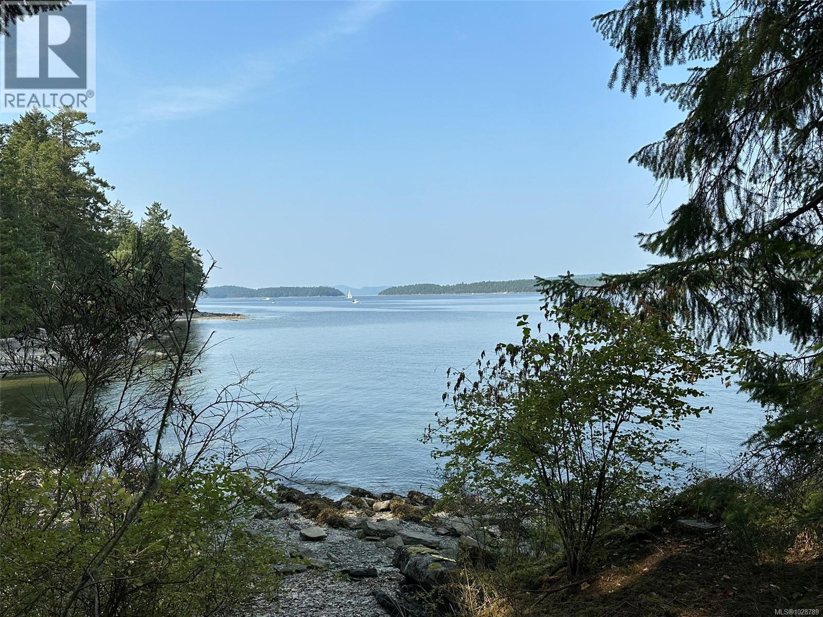 1520 North Beach Rd, Salt Spring