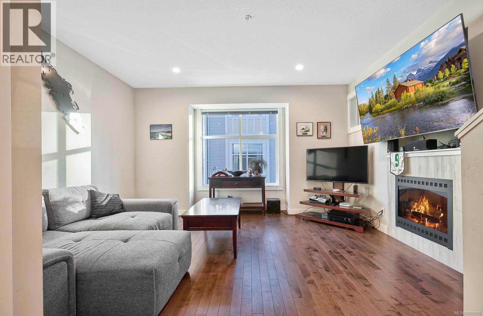 #128 6057 DOUMONT RD - 12