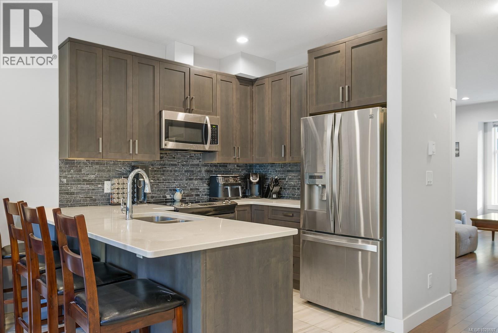 #128 6057 DOUMONT RD - 6