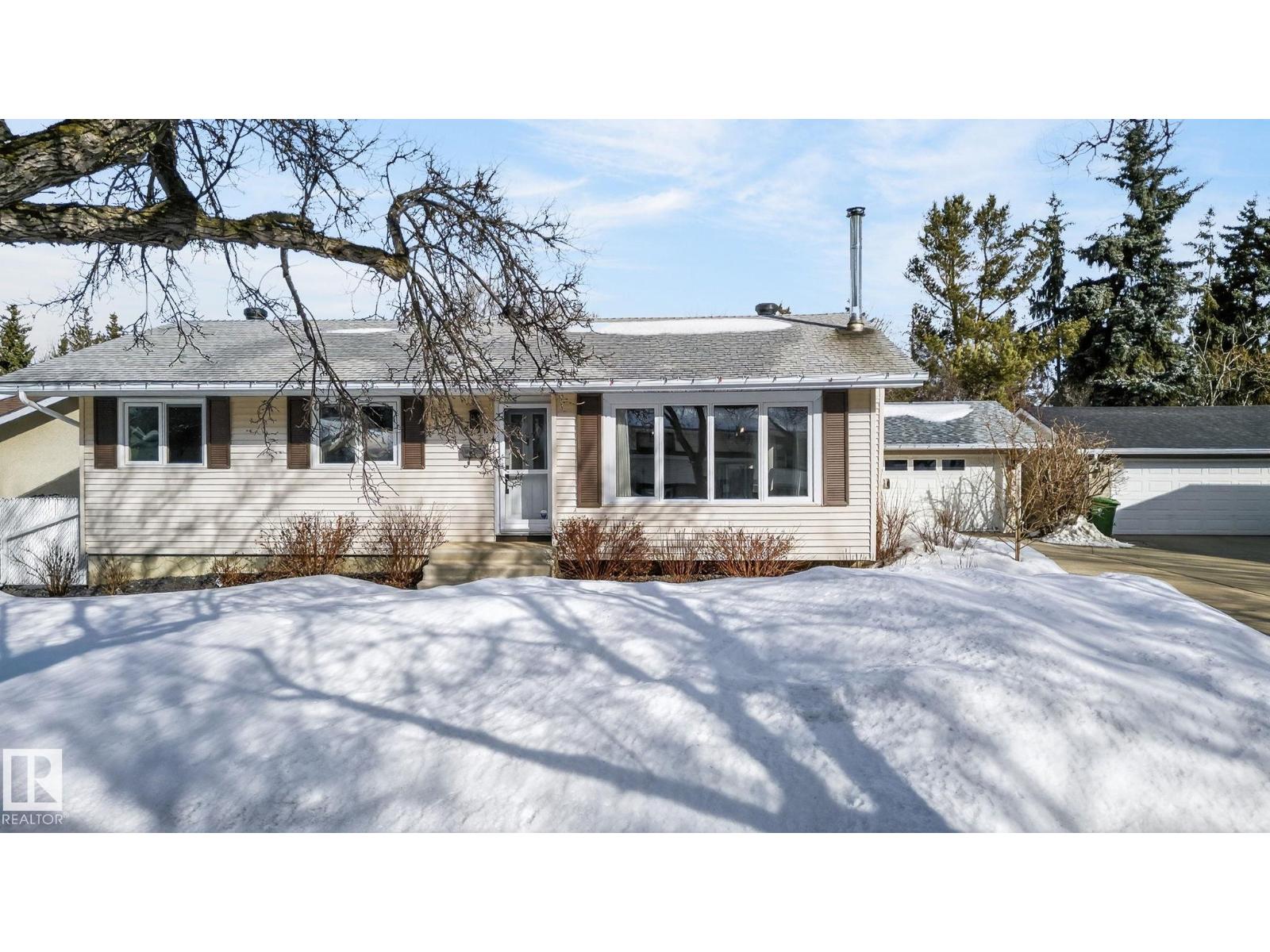 9110 98 AV, Fort Saskatchewan