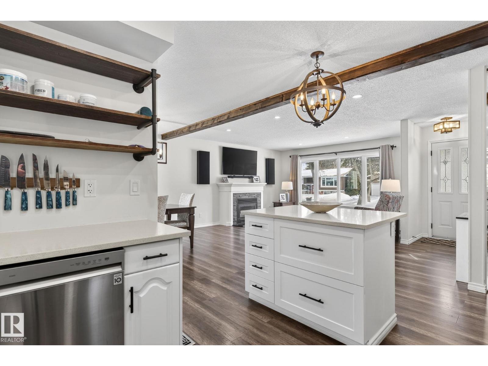 9110 98 AV, Fort Saskatchewan