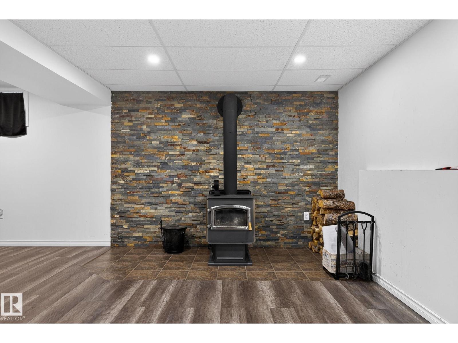 9110 98 AV, Fort Saskatchewan