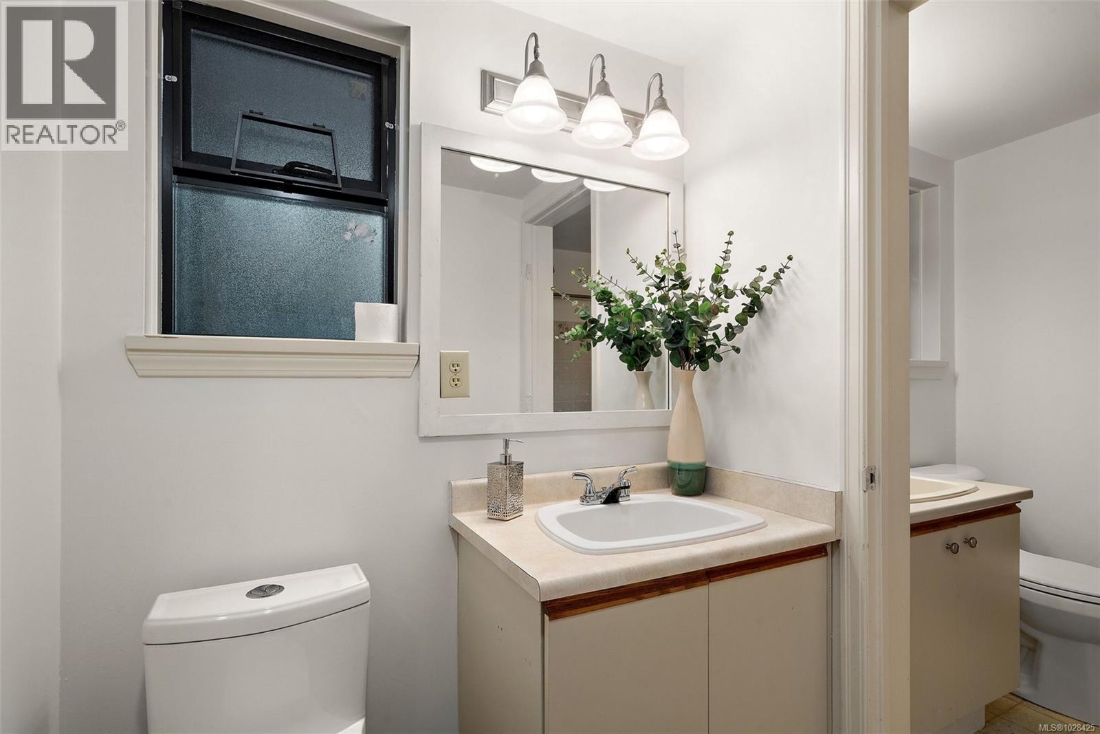 #103 420 PARRY ST - 19