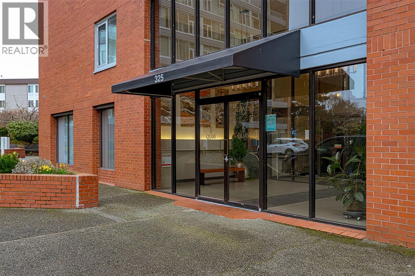 325 Maitland St, Victoria - Exteriors - Photo 10