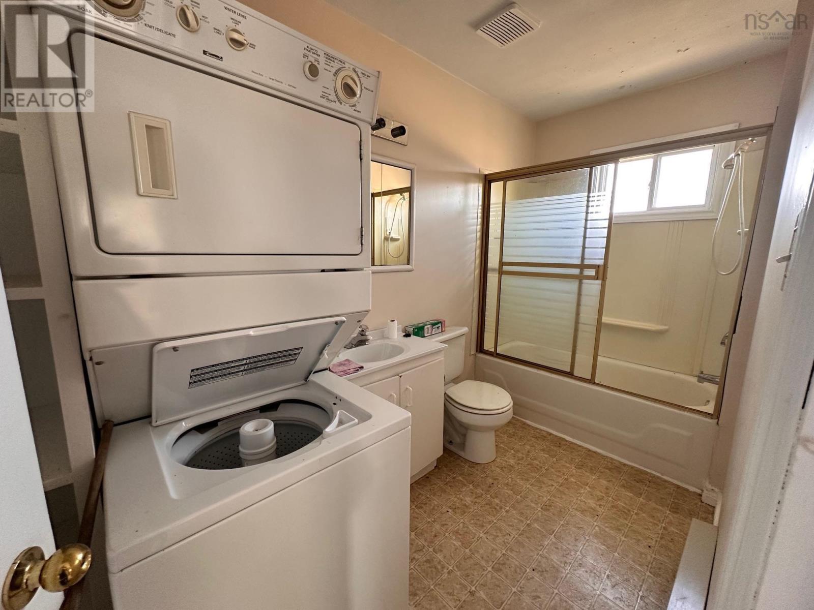 Property 8 of 26 of 12625 Highway 215