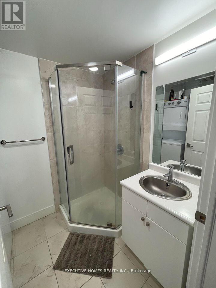 #611 1 WELLINGTON STREET - 14
