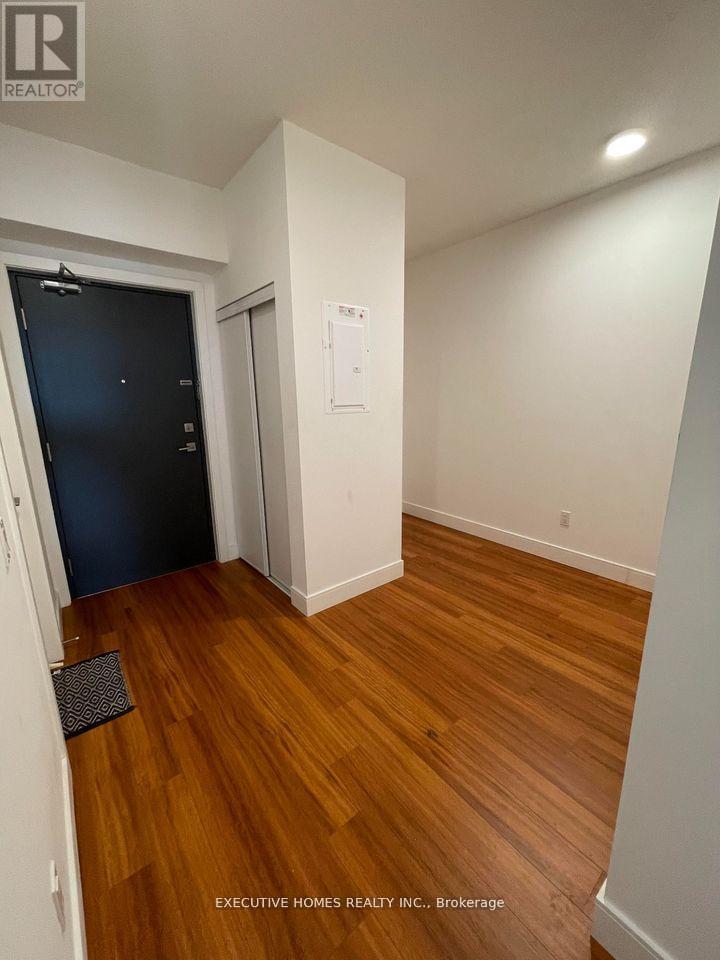 #611 1 WELLINGTON STREET - 7