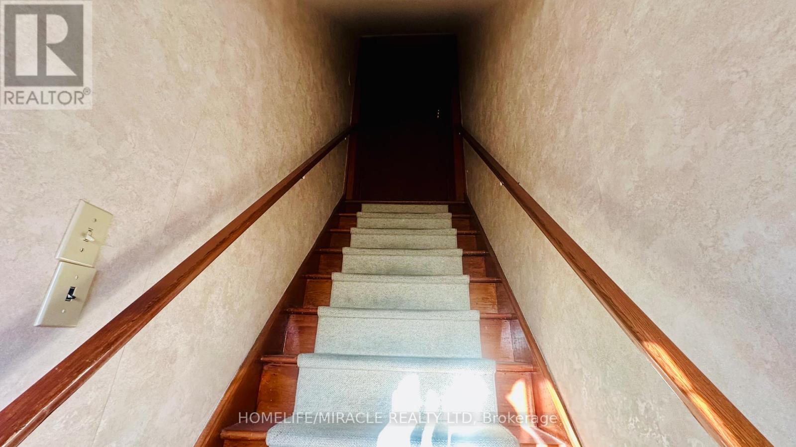 486 MATTHEW BRADY AVENUE - 29