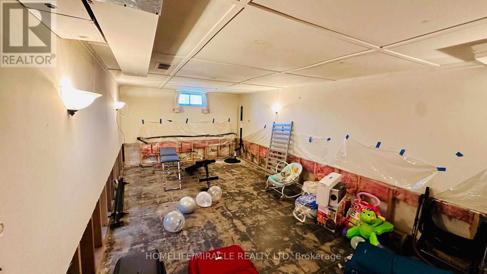 486 MATTHEW BRADY AVENUE - 30