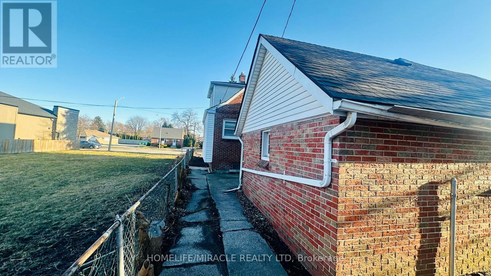 486 MATTHEW BRADY AVENUE - 6