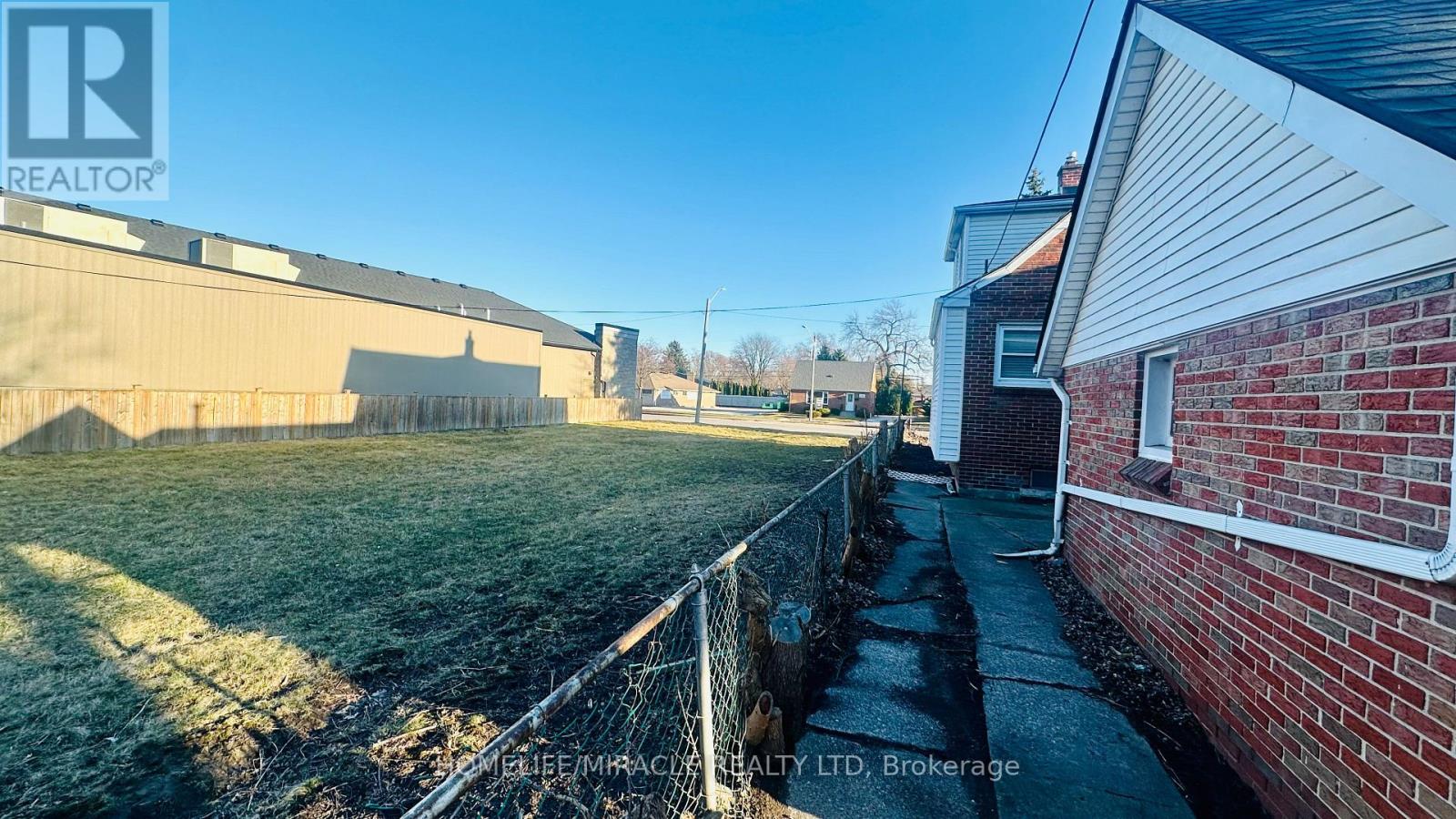 486 MATTHEW BRADY AVENUE - 7