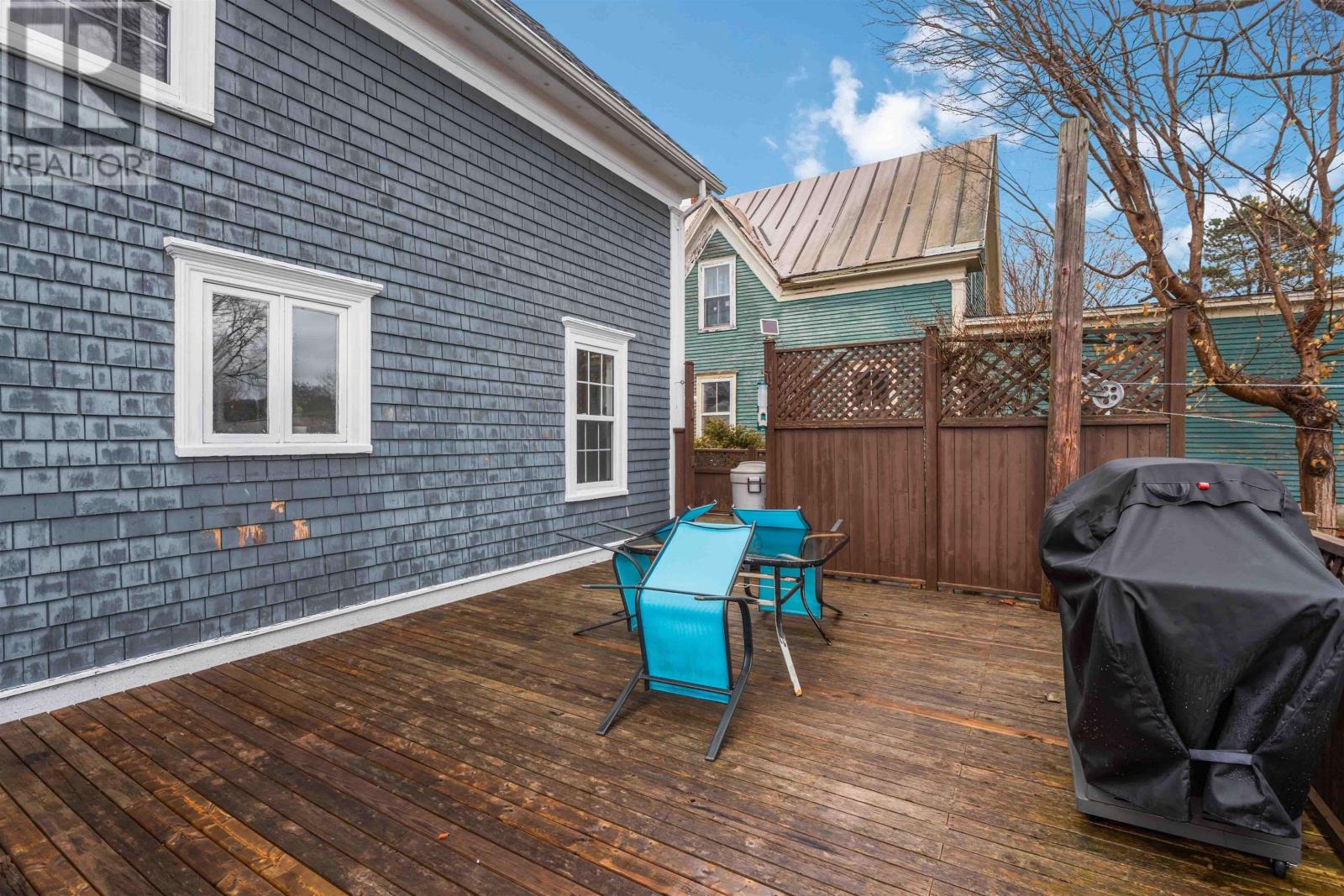 Property 27 of 35 of 7 Victoria Street