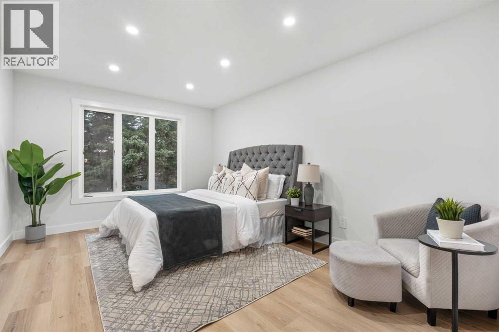 Single Family House for Sale in  Hawkfield Crescent NW Hawkwood Calgary 