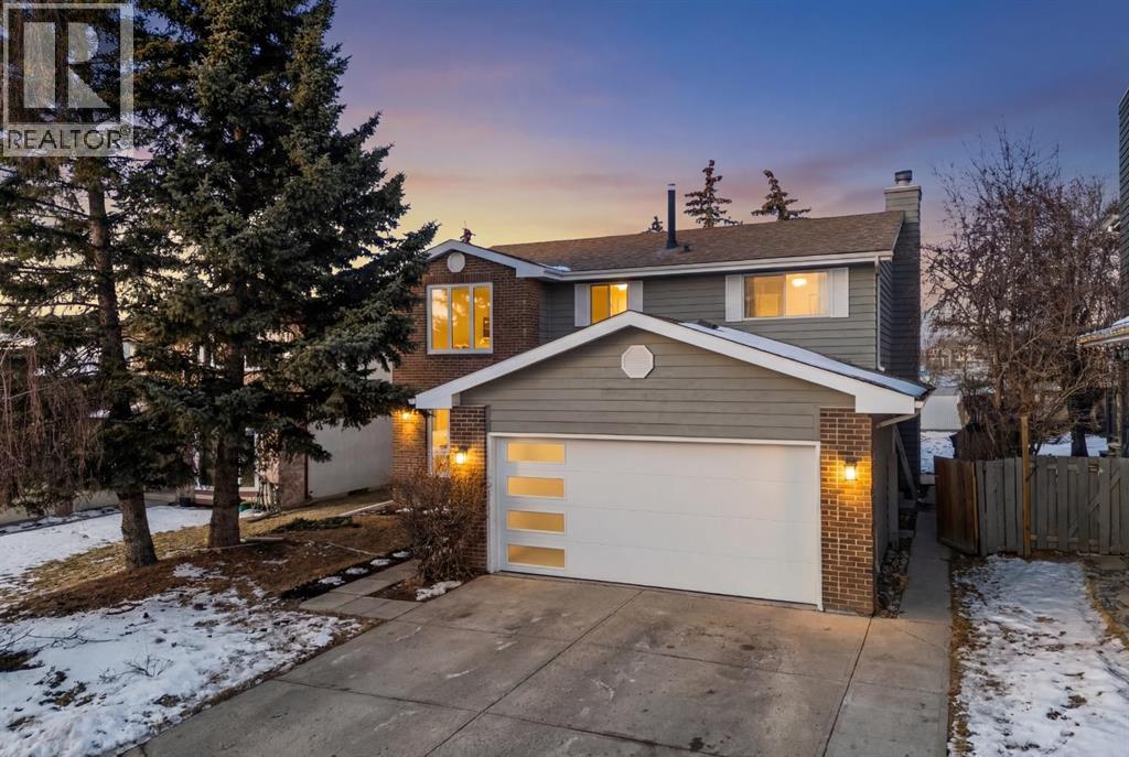 Single Family House for Sale in  Hawkfield Crescent NW Hawkwood Calgary 