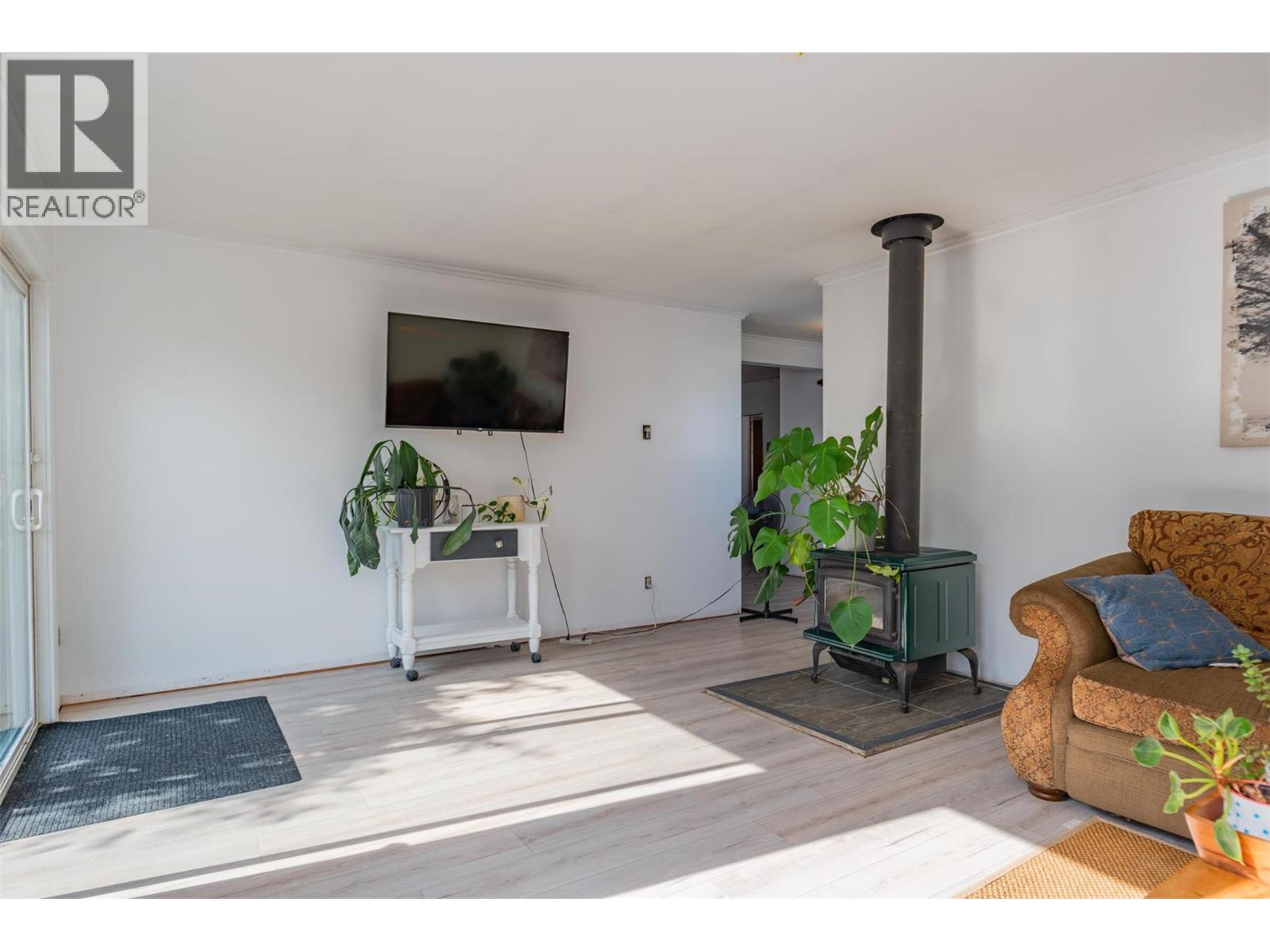 320 RIVER Lane, Kaslo