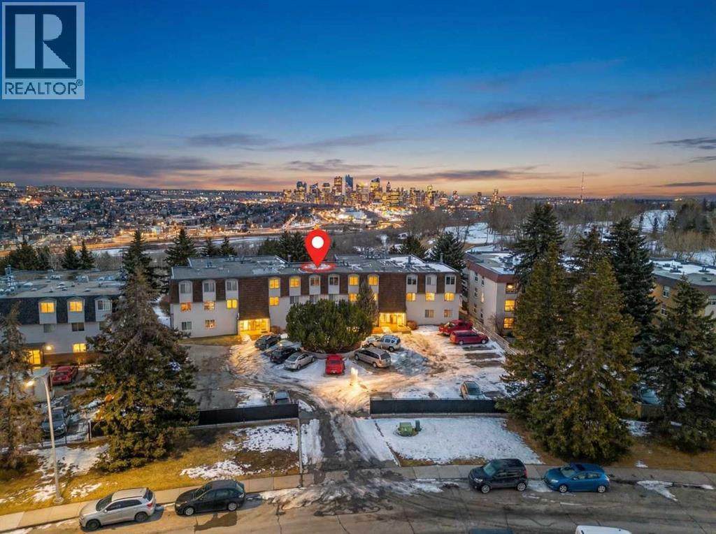 Single Family House for Sale in   Cedar Crescent SW Spruce Cliff Calgary 