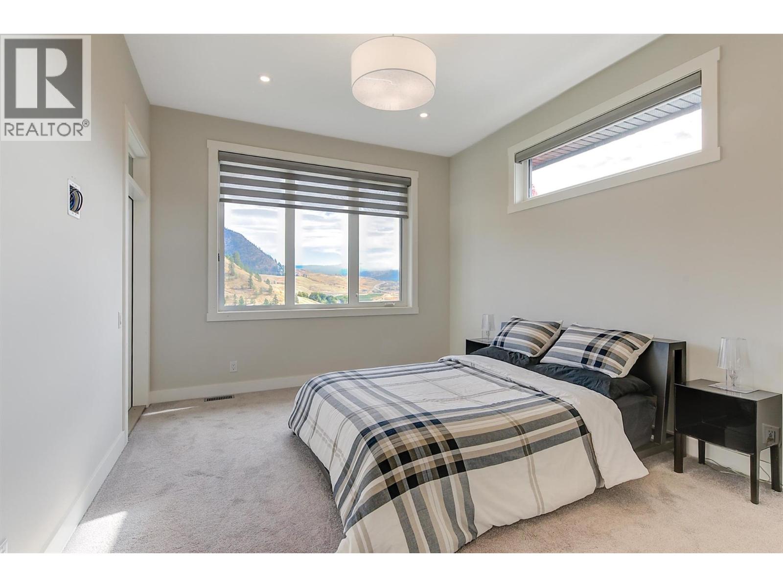 1049 Loseth Drive, Kelowna