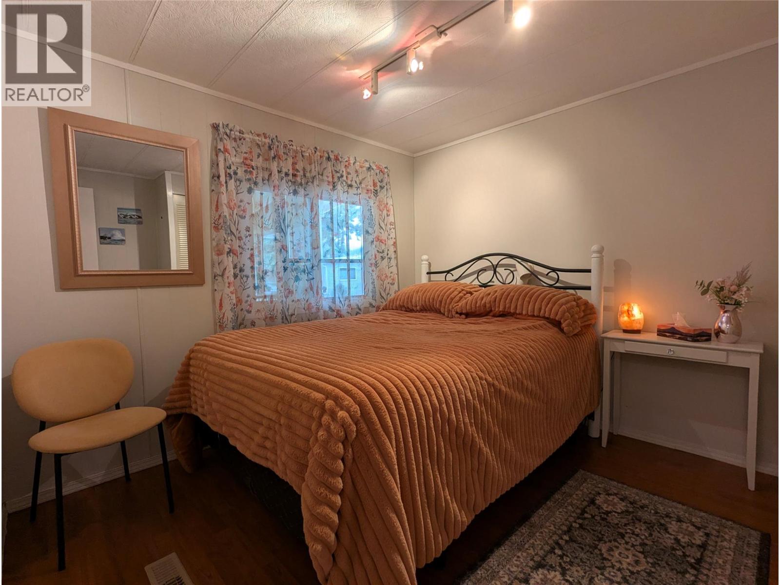 #58 3535 Casorso Road - 18