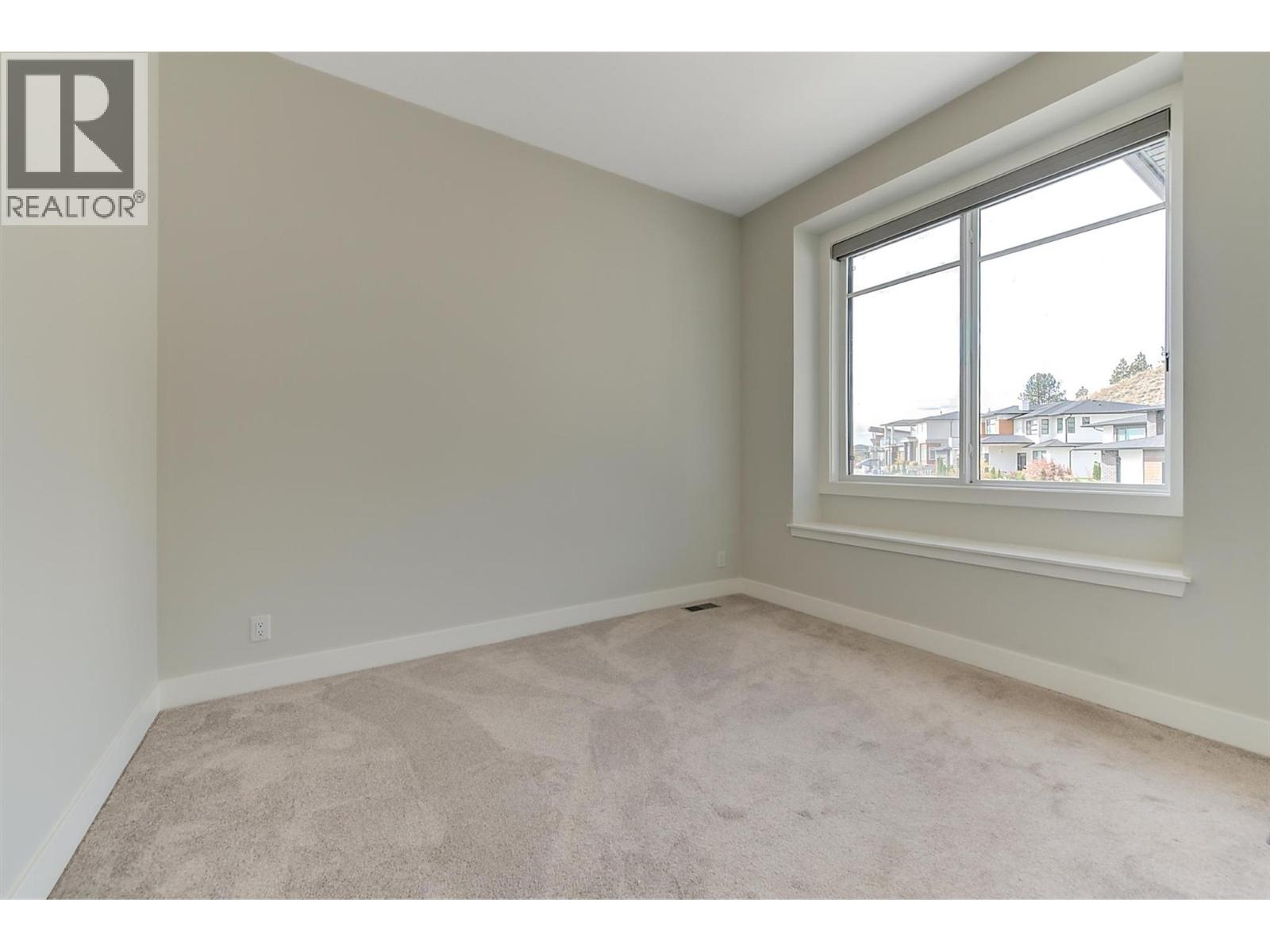 1049 Loseth Drive, Kelowna