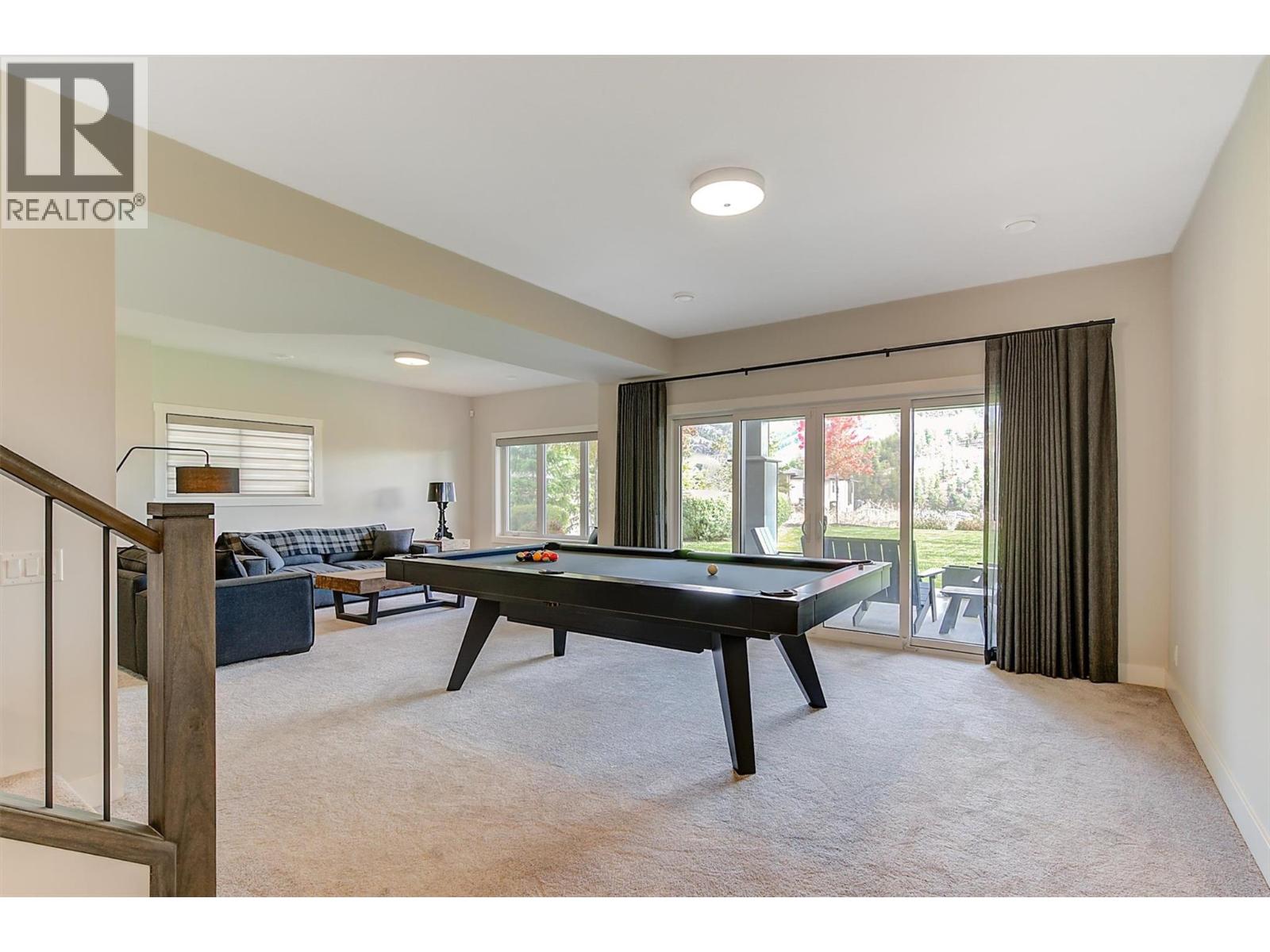 1049 Loseth Drive, Kelowna