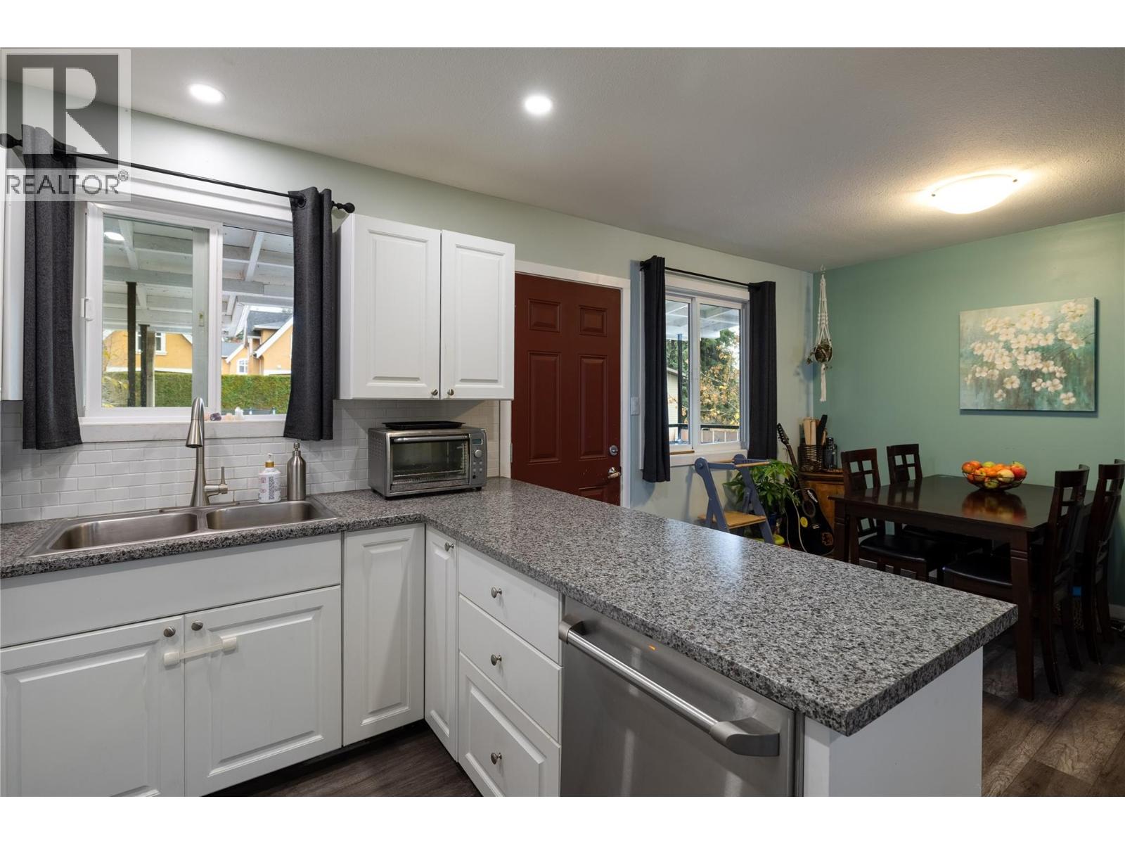 421 Fleming Road, Kelowna