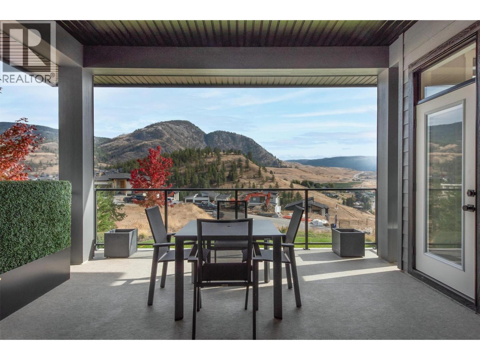 1049 Loseth Drive, Kelowna