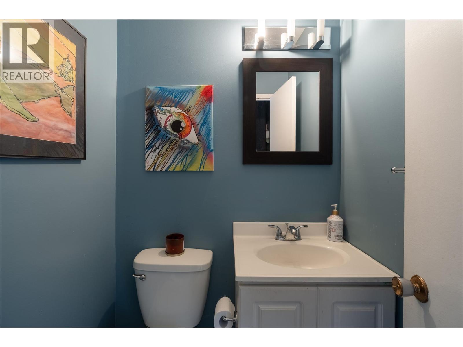 421 Fleming Road, Kelowna