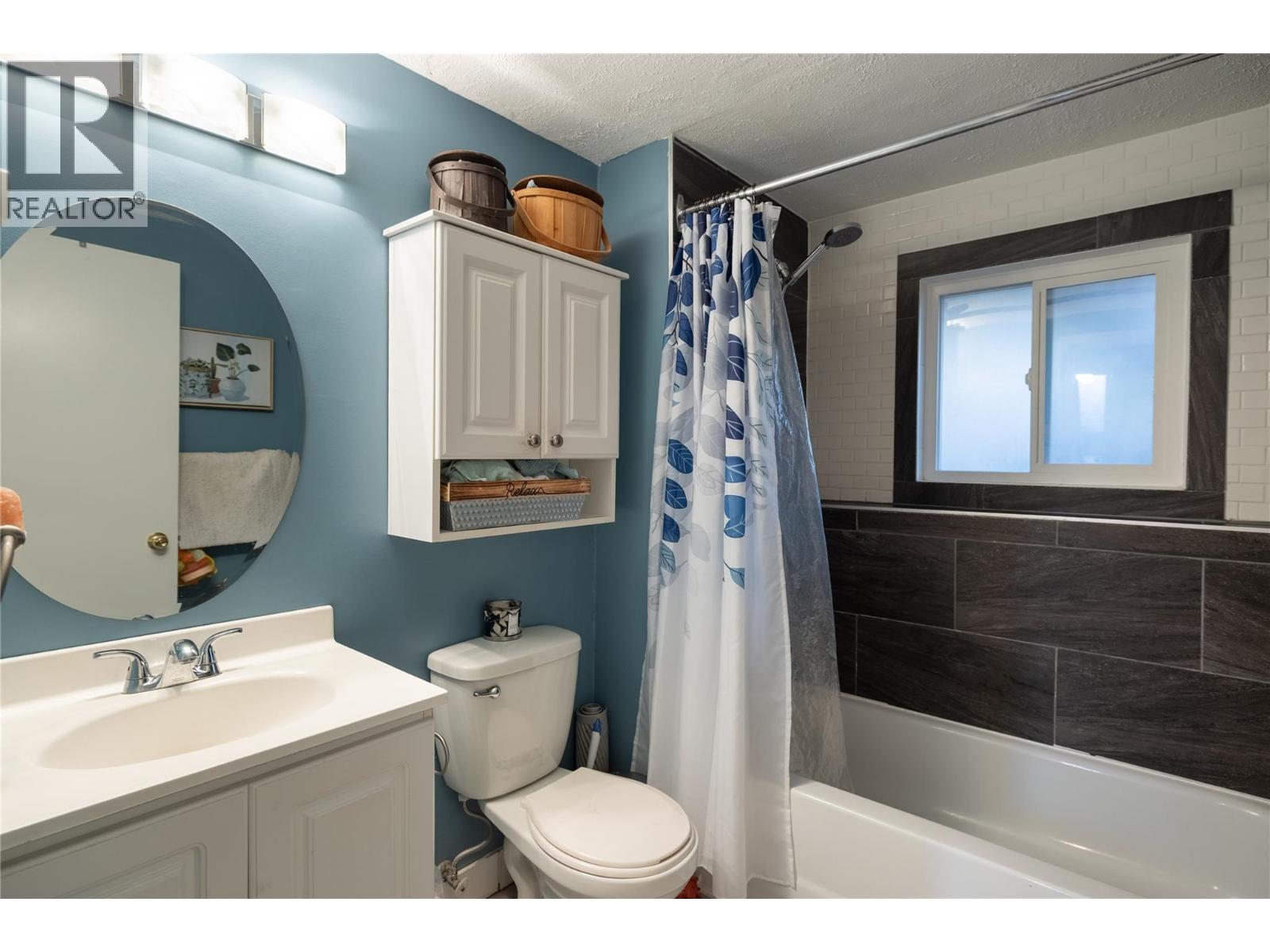 421 Fleming Road, Kelowna