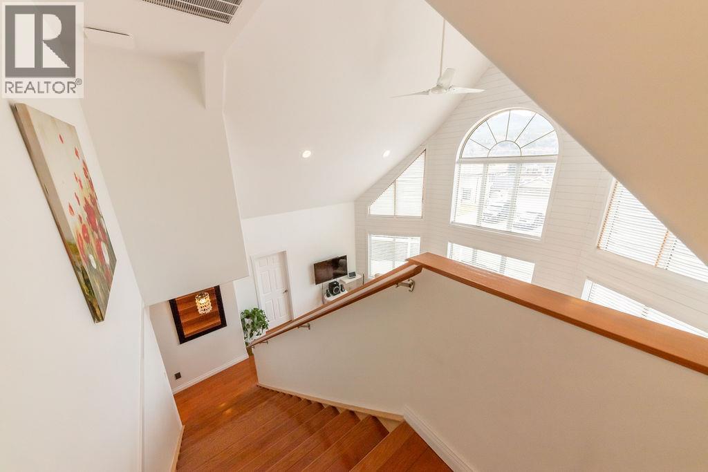 3601 NAVATANEE Drive, Kamloops