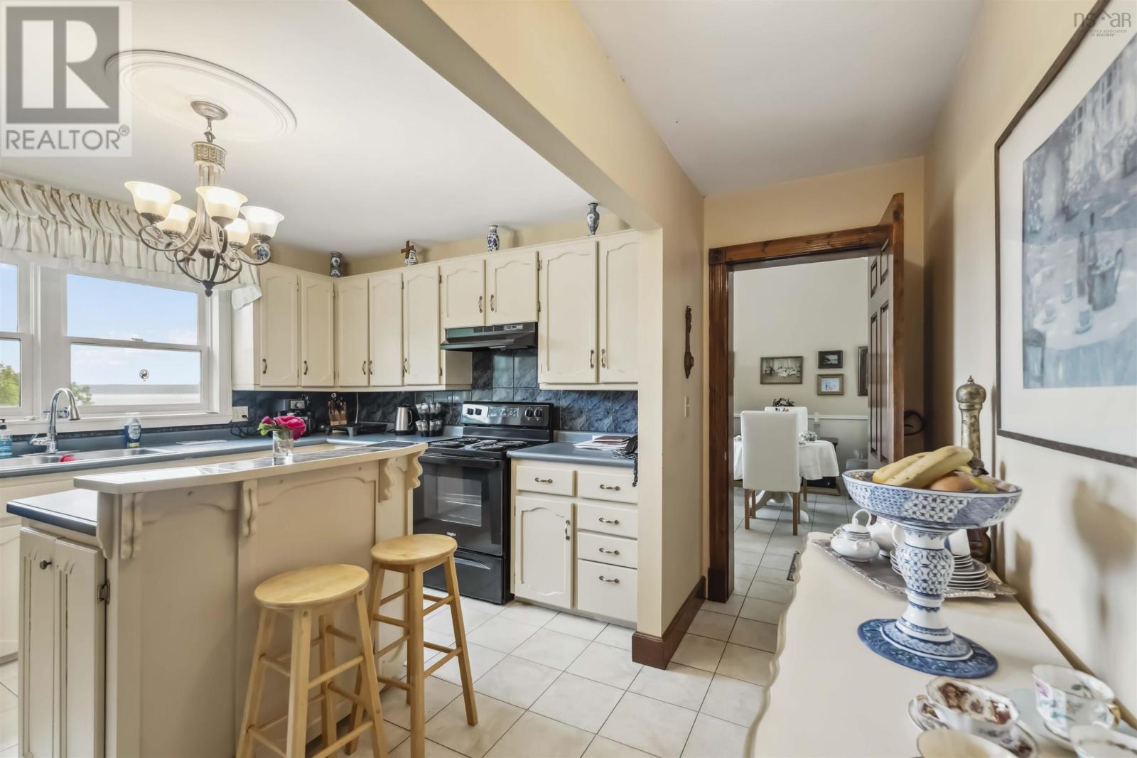 Property 36 of 51 of 24 Annavista Heights