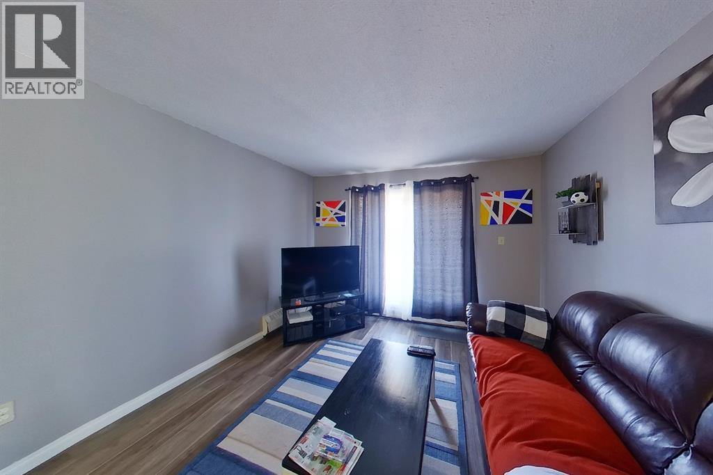 #308B 5611 9 AVENUE - 16
