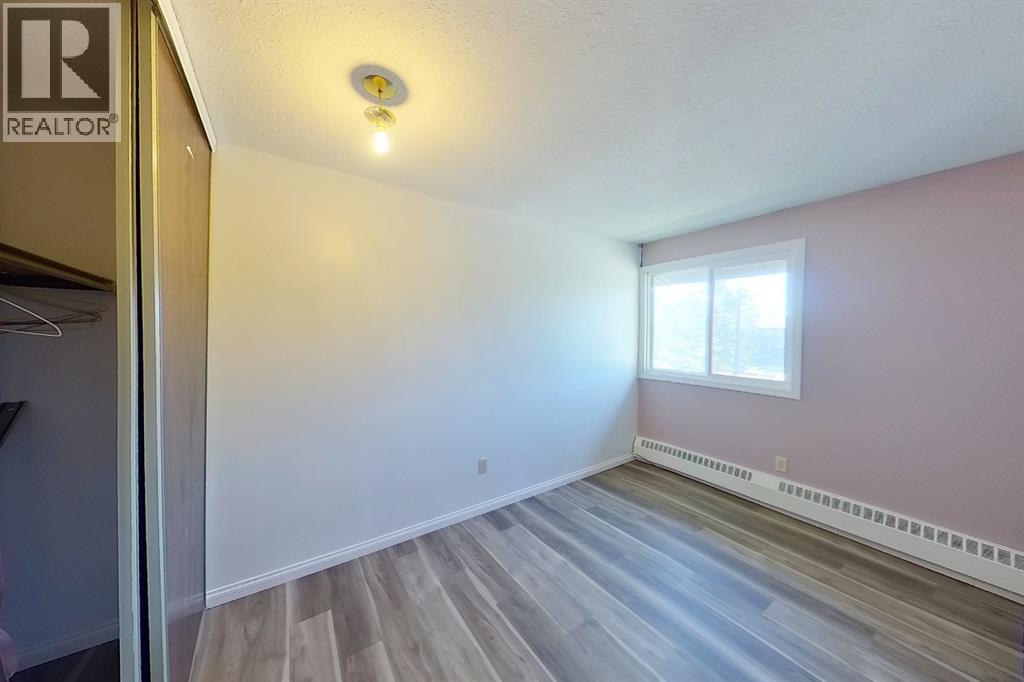 #308B 5611 9 AVENUE - 10