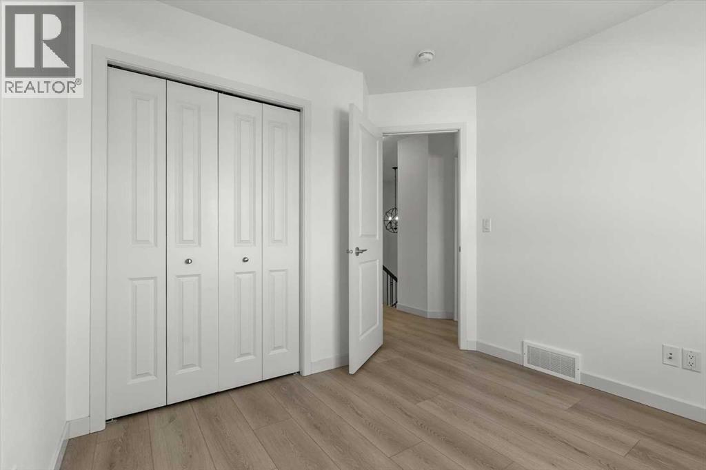 Single Family House for Sale in  Wolf Hollow Way SE Wolf Willow Calgary 