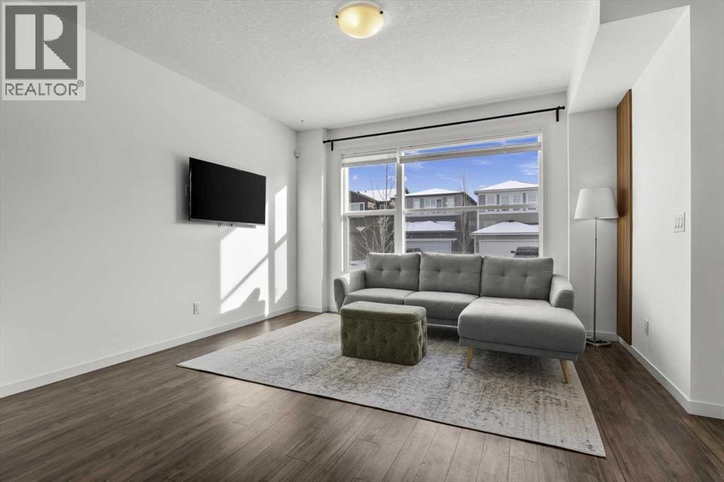 Single Family House for Sale in  Wolf Hollow Way SE Wolf Willow Calgary 