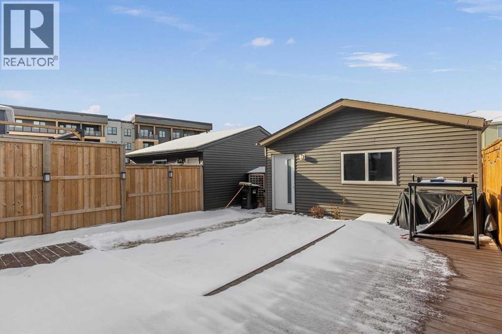 Single Family House for Sale in  Wolf Hollow Way SE Wolf Willow Calgary 